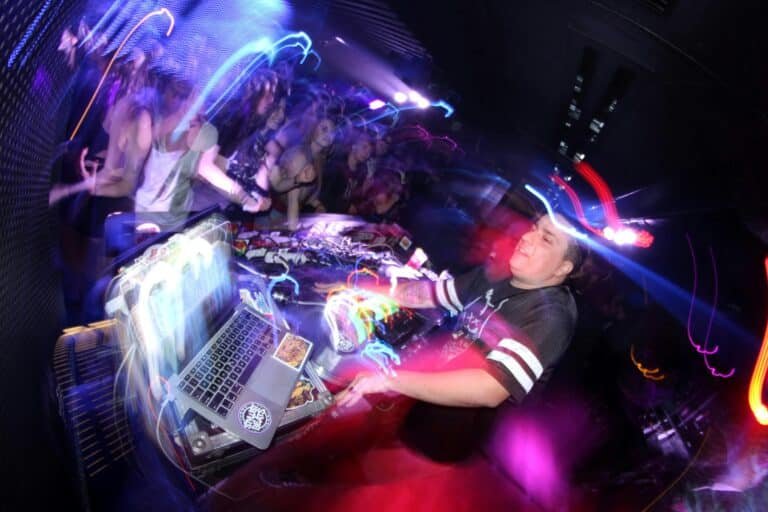 Why Denver’s Weekend Nightlife is a Hotspot for Fun