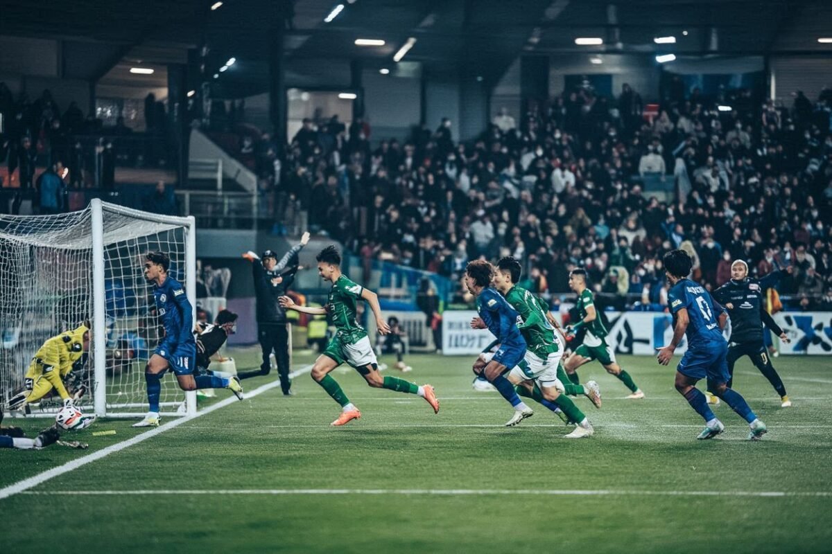 Suwon FC’s Tactical Setback Against Seoul E-Land Lessons in Pressing and Defensive Balance